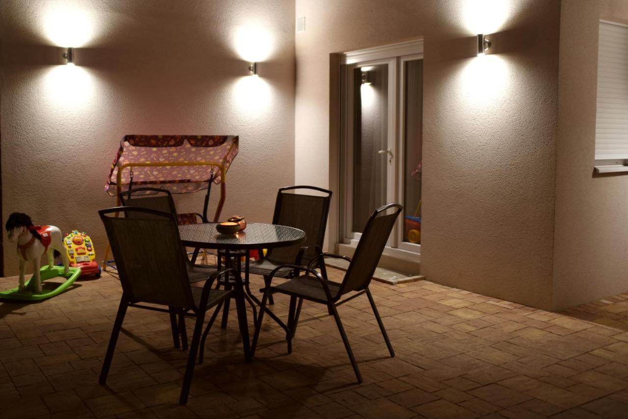 Ferienwohnung Vrnjacka Idila Vrnjačka Banja Exterior foto